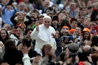 Pope Francis General Audience: Why have a Jubilee of Mercy